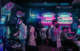 ประเทศไทย อดีต ปัจจุบัน อนาคต จะเดินทางไหน กับคำว่า คาสิโน ?